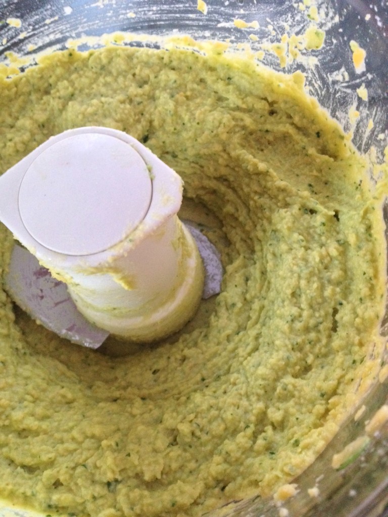 Creamy Avocado Hummus